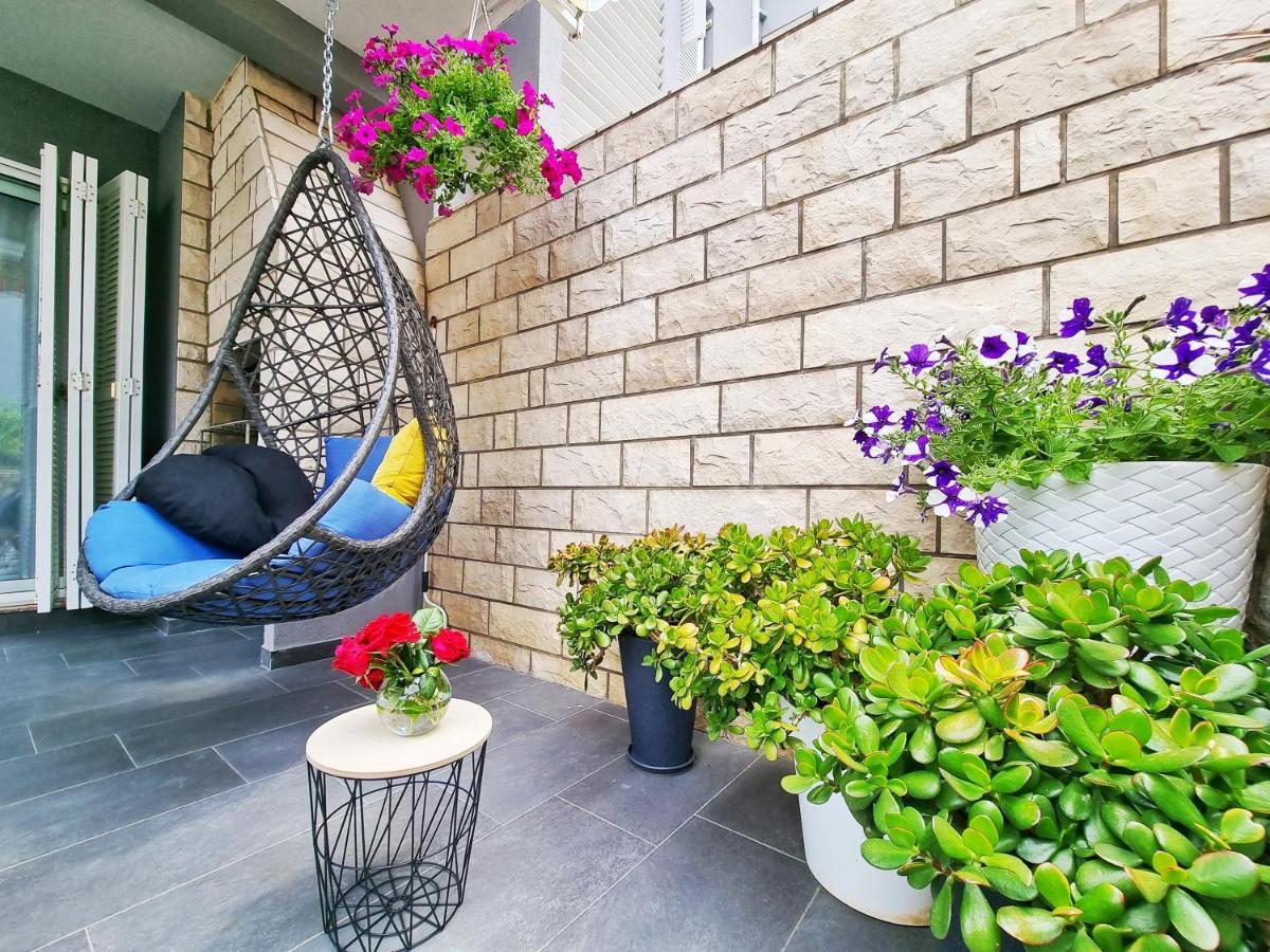 Deluxe Novalja Apartment Bagian luar foto