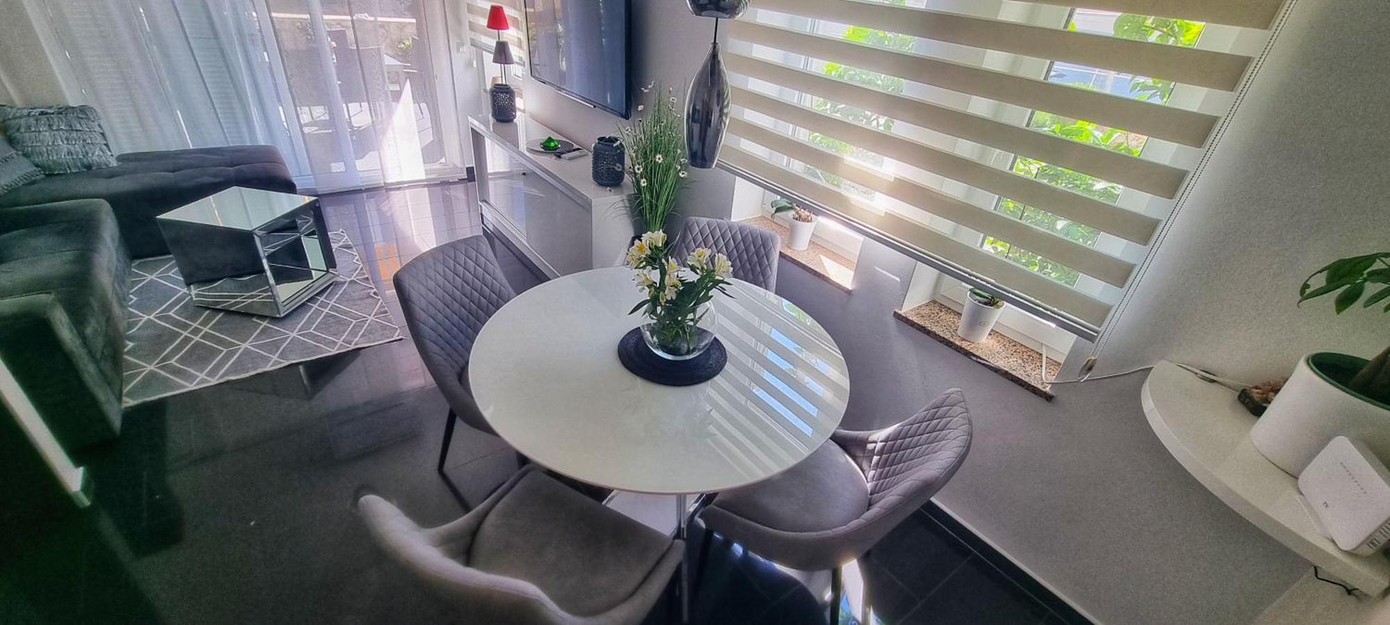 Deluxe Novalja Apartment Bagian luar foto